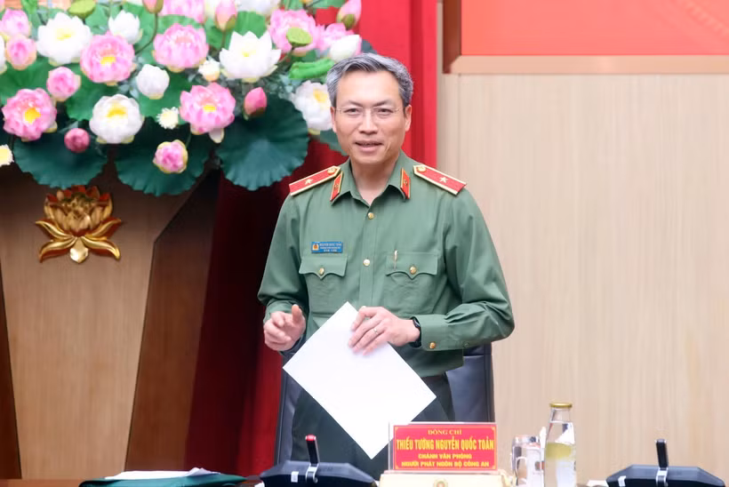 Thiếu tướng Nguyễn Quốc Toản, Chánh Văn phòng Bộ Công an, Người phát ngôn Bộ Công an phát biểu tại Họp báo. (Nguồn: Bộ Công an)