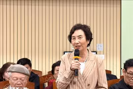PGS.TS Bùi Thị An-Đại biểu đoàn phụ nữ Hà Nội, Chủ tịch Hội Nữ trí thức Hà Nội. (Ảnh: Thanh Hương/TTXVN)