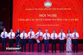 Hội nghị công bố các quyết định về công tác cán bộ của Ban Thường trực Ủy ban Trung ương Mặt trận Tổ quốc Việt Nam tổ chức chiều 30/6. (Ảnh: Hoài Nam/Vietnam+)