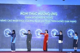 Trung ương Hội Liên hiệp phụ nữ Việt Nam tổ chức Lễ phát động chiến dịch truyền thông nâng cao nhận thức của phụ nữ trên không gian mạng sáng 14/12. (Ảnh: PV/Vietnam+)