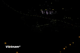 Ngắm 'vũ điệu ánh sáng' đẹp như trong cổ tích tại Vườn Quốc gia Cúc Phương 