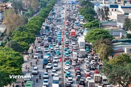 Một số tuyến đường ùn tắc kéo dài theo chiều từ nội đô đi các tỉnh, thành phố. (Ảnh: Hoài Nam/Vietnam+)