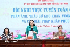  Phó Chủ tịch Ủy ban Trung ương Mặt trận Tổ quốc Việt Nam-Tổng Thư ký Nguyễn Thị Thu Hà phát biểu tại Hội nghị. (Ảnh: PV/Vietnam+)