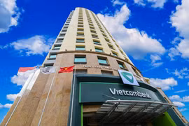 Vietcombank chuẩn bị chi trả cổ tức bằng tiền mặt 3.760 tỷ đồng cho cổ đông. (Ảnh: Vietnam+)