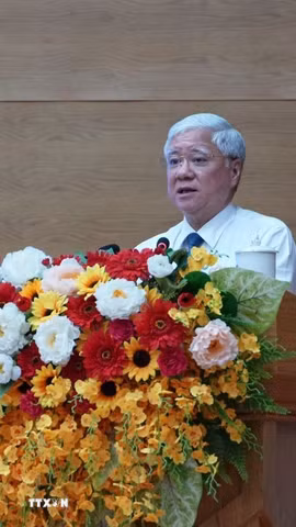 Đồng chí Đỗ Văn Chiến, Ủy viên Bộ Chính trị, Phó Chủ tịch Thường trực Quốc hội phát biểu tại Hội nghị. (Ảnh: Sỹ Tuyên/TTXVN)