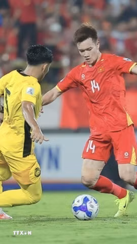 Tuyển Việt Nam hướng đến chiến thắng trước Malaysia ở lượt đi bán kết ASEAN Cup 2026. (Ảnh: Minh Quyết/TTXVN)