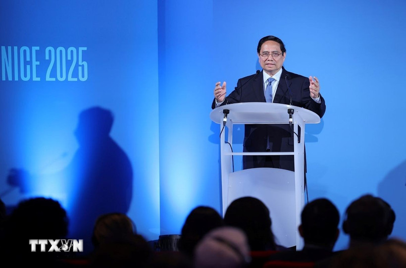 Thủ tướng Phạm Minh Chính phát biểu tại sự kiện thượng đỉnh về đồng bằng châu thổ thế giới. (Ảnh: Dương Giang/TTXVN)