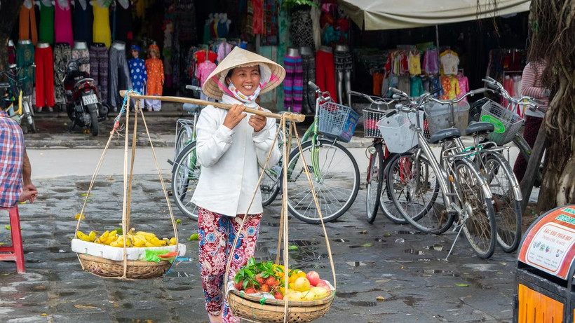 Tác giả Johnsen nhận xét ngay cả những người bán hàng rong cũng luôn tươi cười. (Nguồn: nzherald)
