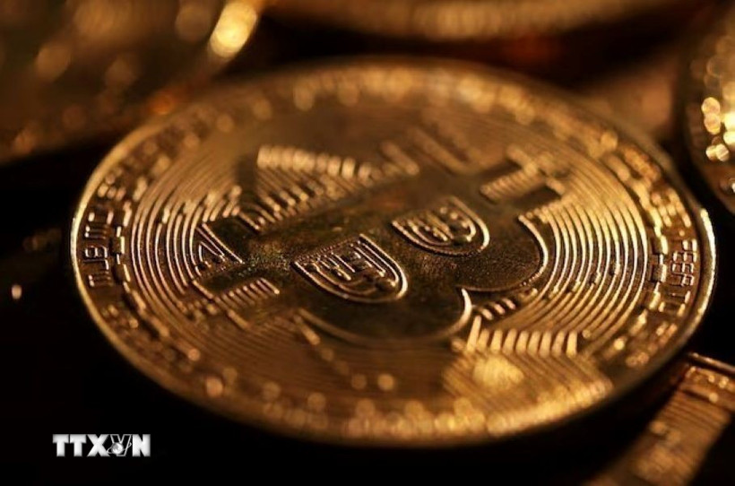 Đồng tiền kỹ thuật số Bitcoin. (Ảnh: Reuters/TTXVN)