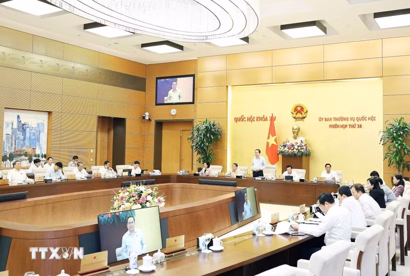 Phiên họp thứ 38 Ủy ban Thường vụ Quốc hội. (Ảnh: Thống Nhất/TTXVN)