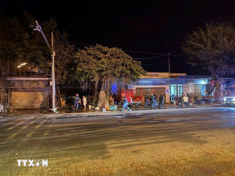 Hiện trường vụ cháy. (Ảnh: TTXVN phát)