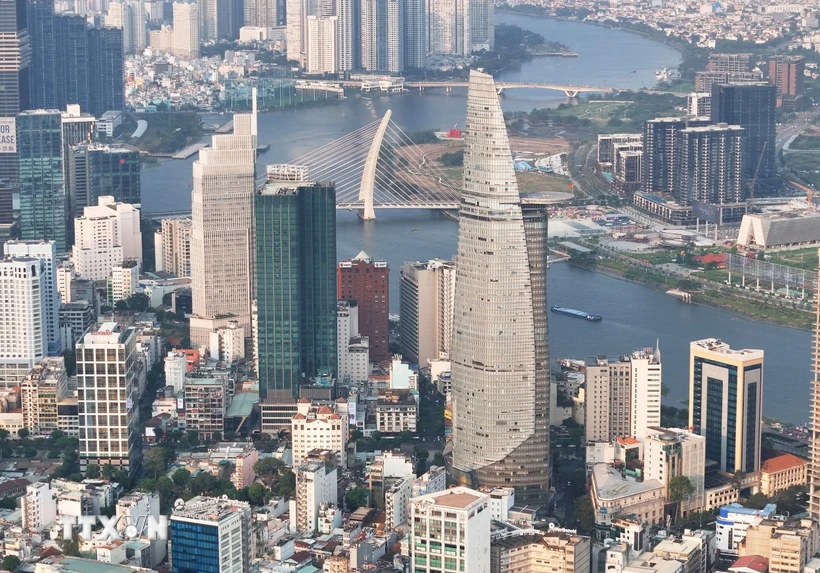 Bitexco Financial Tower o Torre Financiera Bitexco es uno de los símbolos de la ciudad de Ho Chi Minh. (Foto: Hong Dat/VNA)