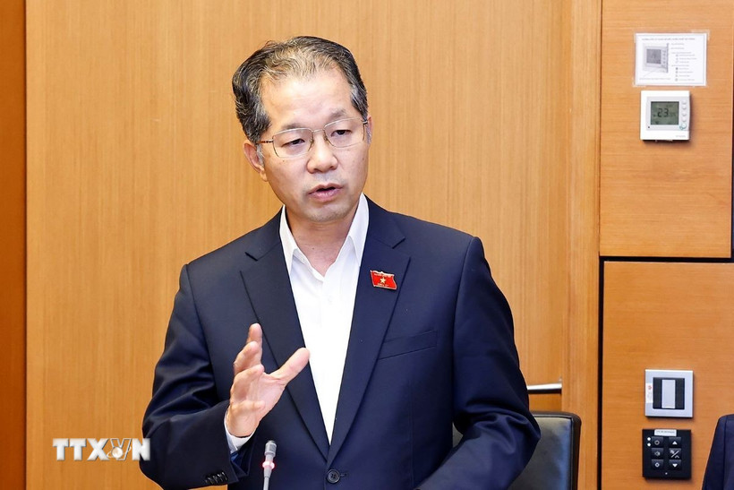 Chánh án Tòa án nhân dân Tối cao Nguyễn Văn Quảng, đại biểu Quốc hội Thành phố Đà Nẵng phát biểu. (Ảnh: Doãn Tấn/TTXVN)