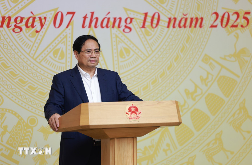 Thủ tướng Phạm Minh Chính chủ trì Phiên họp lần thứ 16 của Ban Chỉ đạo IUU. (Ảnh: Dương Giang/TTXVN)