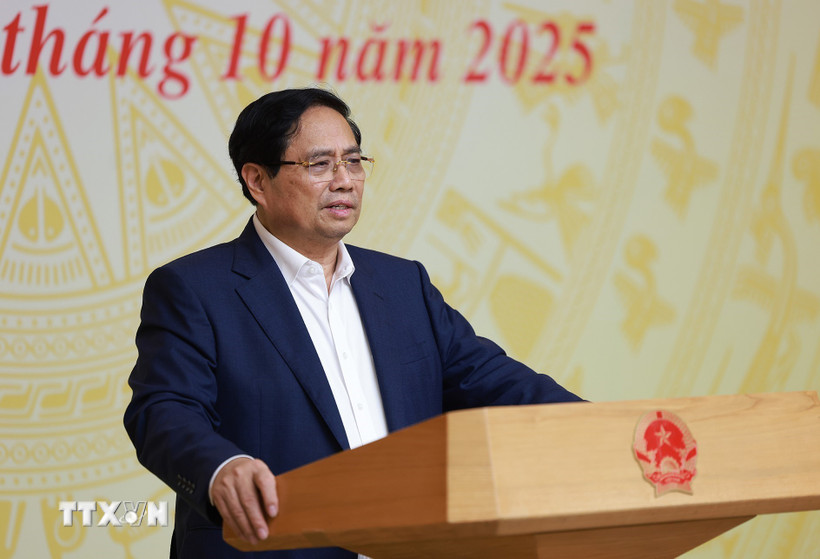 Thủ tướng Phạm Minh Chính chủ trì Phiên họp lần thứ 16 của Ban Chỉ đạo IUU. (Ảnh: Dương Giang/TTXVN)