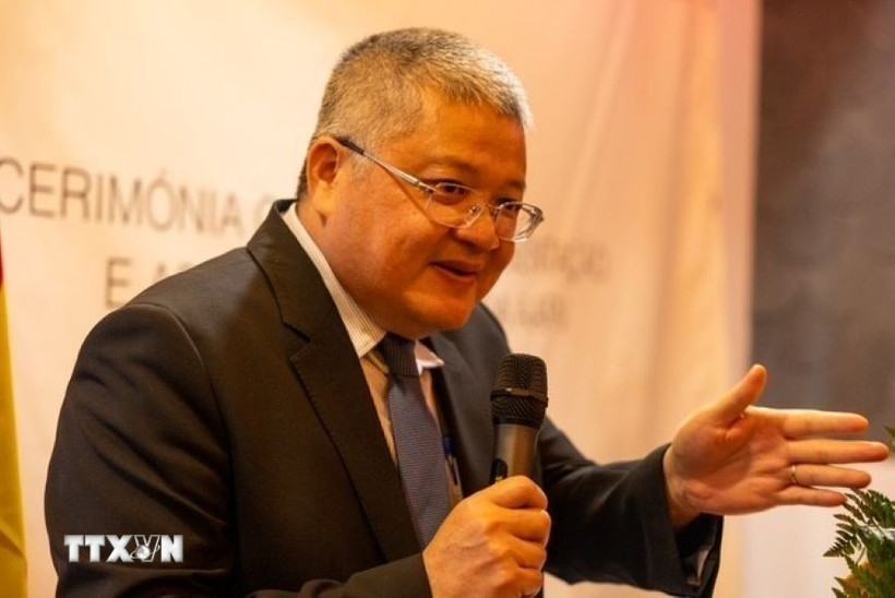 Đại biện Đại sứ quán Việt Nam tại Bồ Đào Nha Nguyễn Mạnh Thắng. (Ảnh: TTXVN phát)