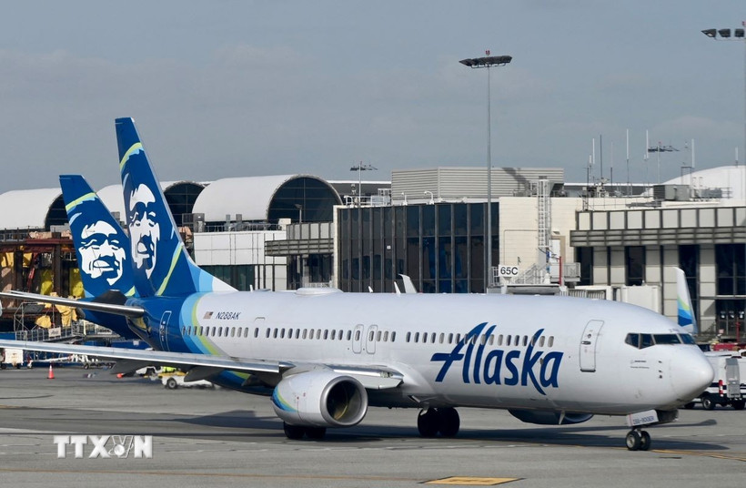 Máy bay của Hãng hàng không Alaska Airlines. (Ảnh: AFP/TTXVN)