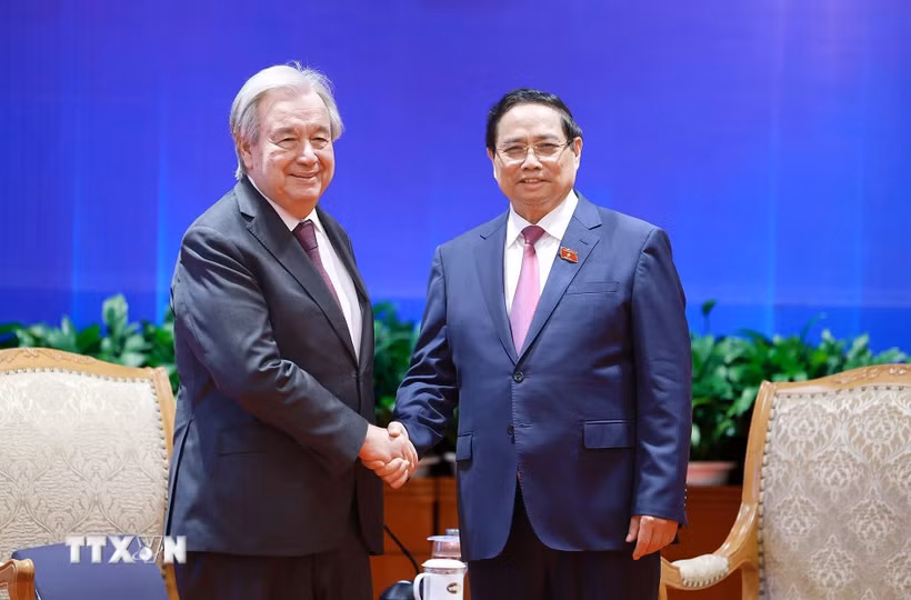 Thủ tướng Phạm Minh Chính gặp Tổng Thư ký Liên hợp quốc António Guterres. (Ảnh: Dương Giang/TTXVN)