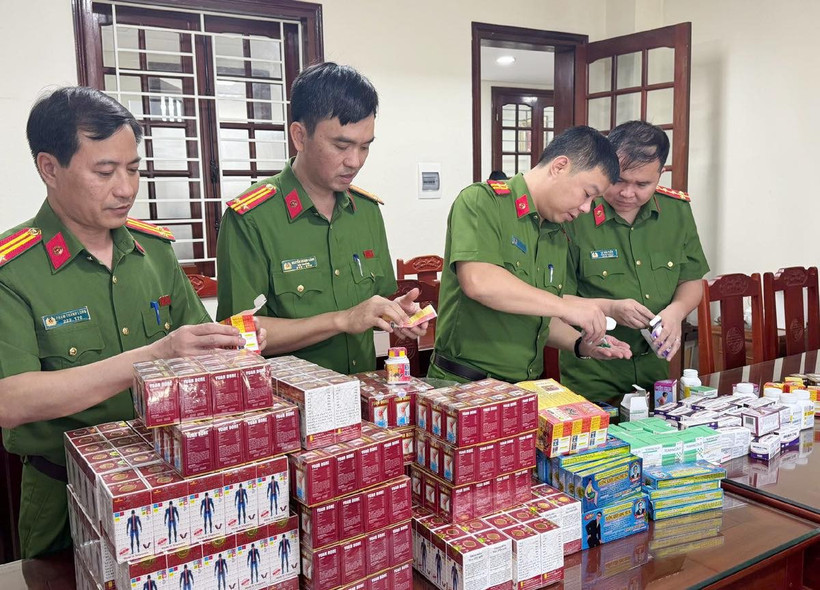 Công an Thanh Hóa triệt phá đường dây sản xuất, buôn bán tân dược giả quy mô lớn.