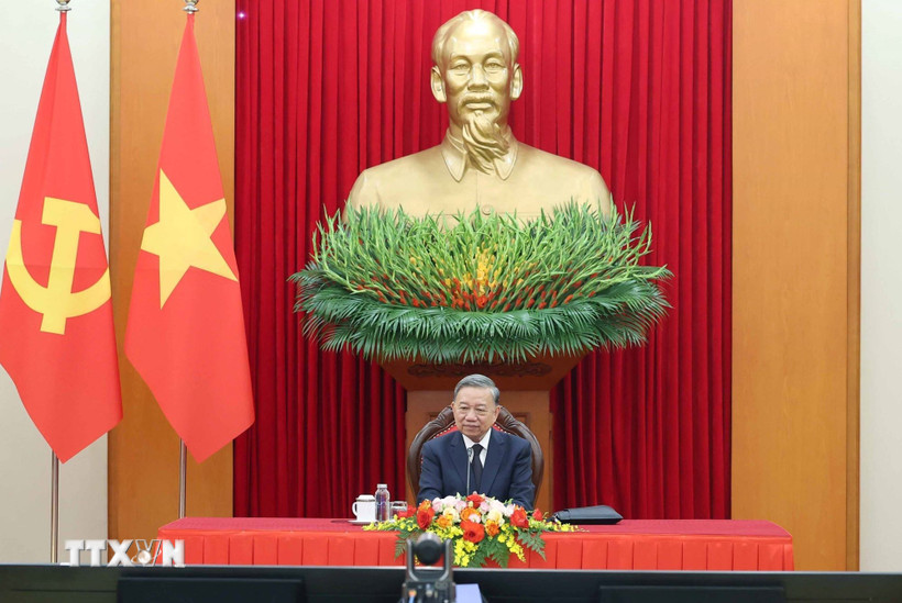 Tổng Bí thư Tô Lâm điện đàm với Chủ tịch Đảng Nhân dân Campuchia Hun Sen. (Ảnh: Thống Nhất/TTXVN)