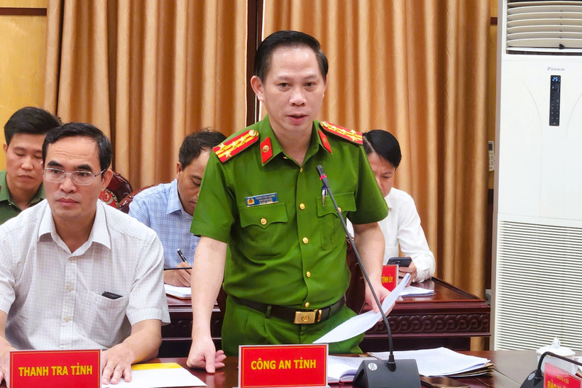 Đại tá Trịnh Văn Giang thông tin một số vụ việc tại cuộc họp báo. (Nguồn: Báo Người Lao động)