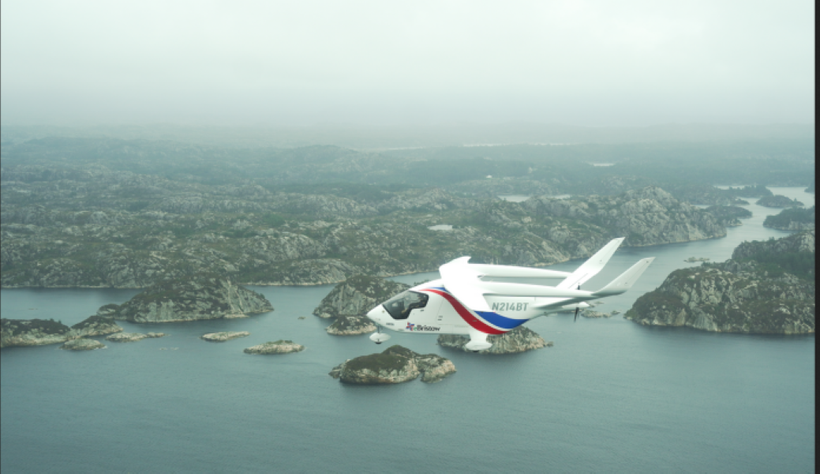 Lần đầu tiên một máy bay chạy bằng điện bay trên một tuyến đường thương mại. (Nguồn: aviation24)