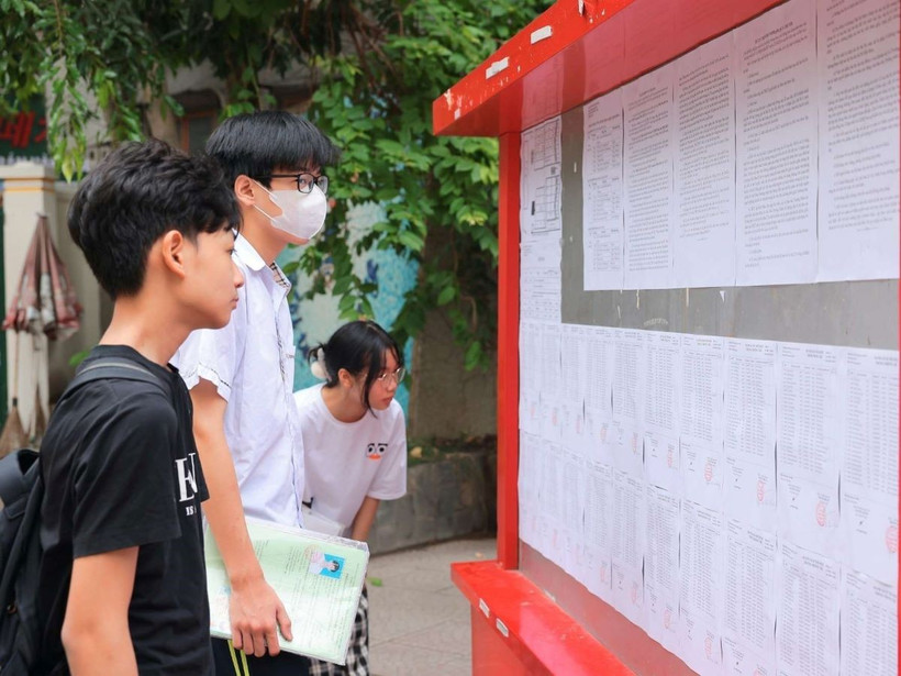 Thí sinh dự thi vào lớp 10. (Ảnh: Hoàng Hiếu/TTXVN)