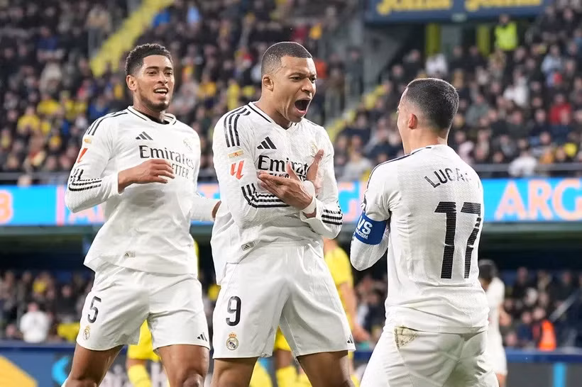 Mbappe (giữa) tỏa sáng giúp Real Madrid giành chiến thắng. (Nguồn: Getty Images)