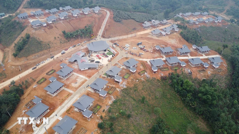 Khu tái định cư thôn Làng Nủ. (Ảnh: Hồng Ninh/TTXVN)