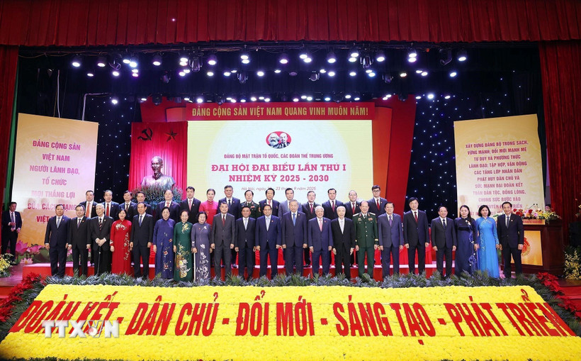 Tổng Bí thư Tô Lâm, Thủ tướng Phạm Minh Chính và các đại biểu dự Đại hội. (Ảnh: Thống Nhất/TTXVN)