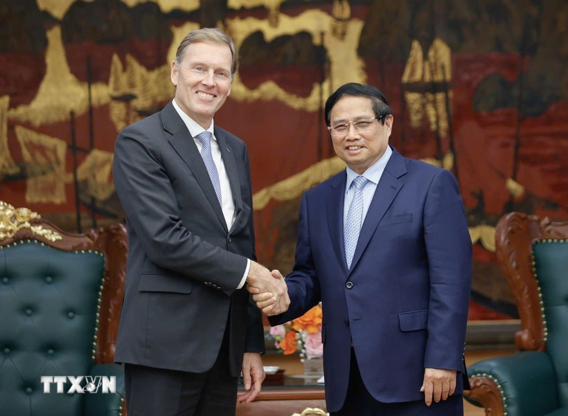 Thủ tướng Phạm Minh Chính tiếp ông Wouter van Wersch, Phó Chủ tịch điều hành toàn cầu Tập đoàn Airbus. (Ảnh: Dương Giang/TTXVN)