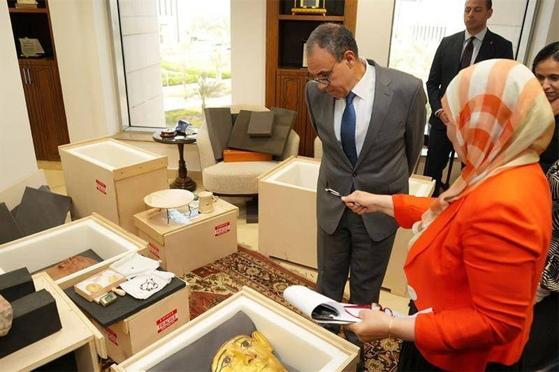 Ai Cập hồi hương nhiều hiện vật khảo cổ quý hiếm bị buôn lậu sang Mỹ. (Nguồn: AFP)