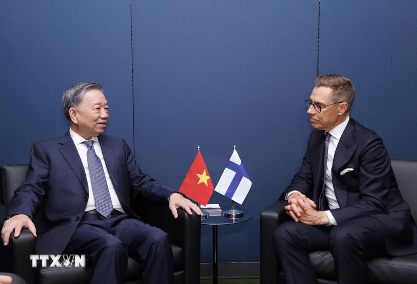 Tổng Bí thư, Chủ tịch nước Tô Lâm gặp Tổng thống Phần Lan Alexander Stubb. (Ảnh: Lâm Khánh/TTXVN)