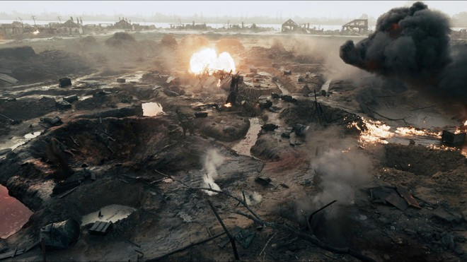 Một bối cảnh trong "Mưa đỏ." (Ảnh từ phim).