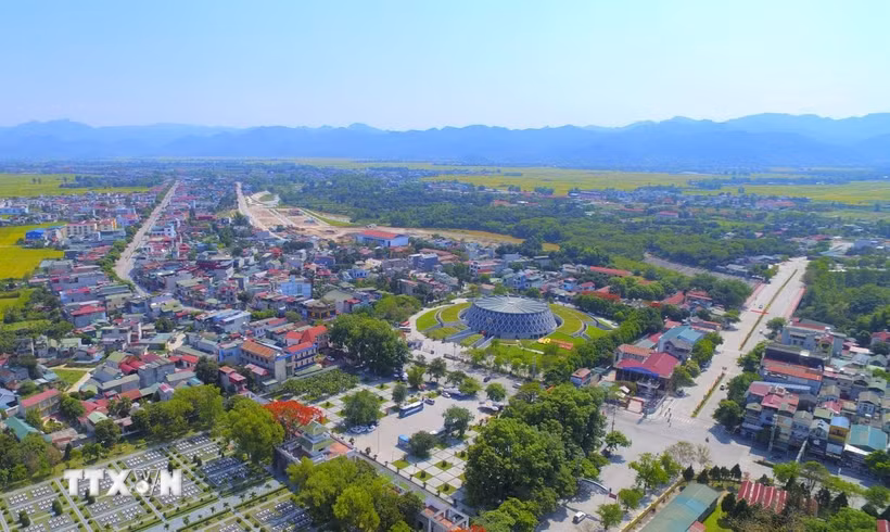 Thành phố Điện Biên Phủ (tỉnh Điện Biên) đang đổi thay từng ngày. (Ảnh: Xuân Tư/TTXVN)