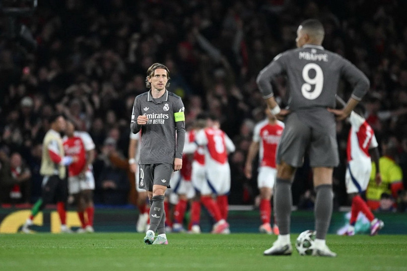 Real Madrid đang đứng trước nguy cơ thành cựu vương Champions League.