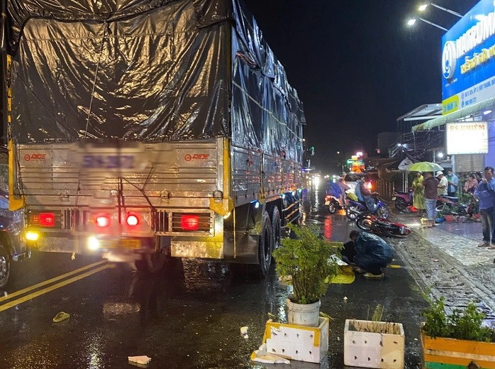 Hiện trường một trong ba vụ tai nạn. (Nguồn: Báo Người Lao động)