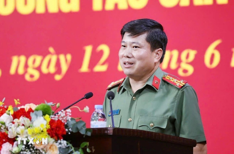 Đại tá Vũ Văn Đấu, Giám đốc Công an tỉnh Điện Biên phát biểu tại buổi lễ. (Ảnh: Trung Kiên/TTXVN)