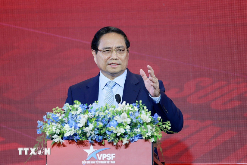 Thủ tướng Phạm Minh Chính phát biểu tại Phiên đối thoại cấp cao Diễn đàn Kinh tế tư nhân Việt Nam (VPSF) 2025. (Ảnh: Dương Giang/TTXVN)