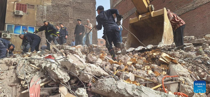 Hiện trường vụ sập nhà tại Ai Cập. (Nguồn: Xinhua)