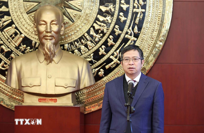 Bí thư Đảng ủy, Đại sứ Việt Nam tại Trung Quốc Phạm Thanh Bình phát biểu tại buổi lễ. (Ảnh: Công Tuyên/TTXVN)