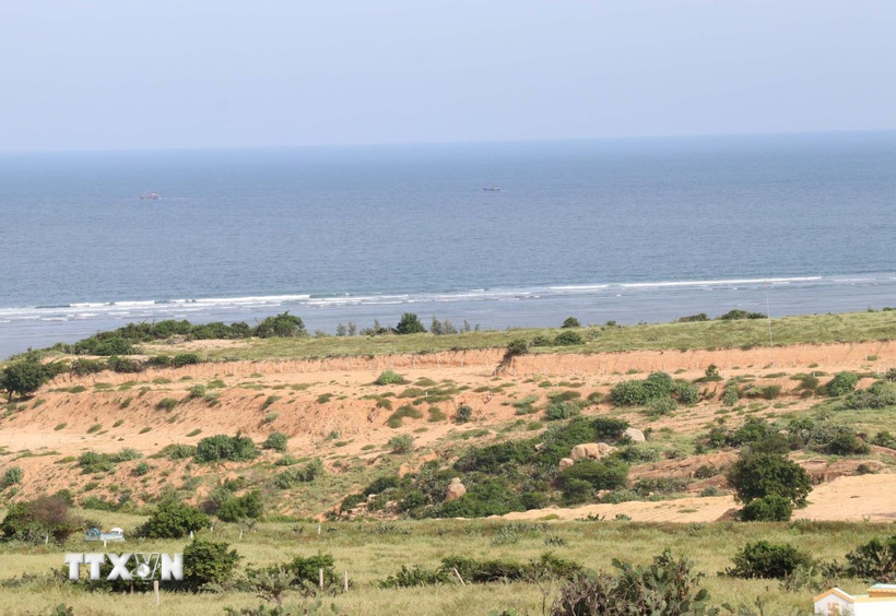 Nơi được chọn xây dựng Nhà máy điện hạt nhân Ninh Thuận 1 tại xã Phước Dinh. (Ảnh: Công Thử/TTXVN)