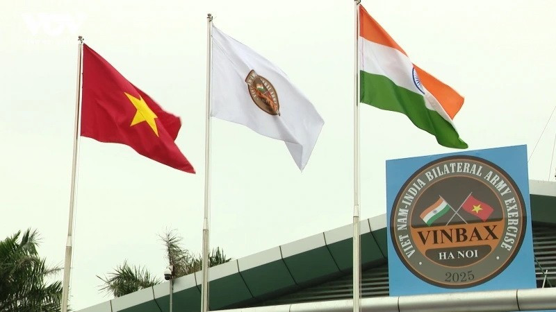 Quân đội Việt Nam và Ấn Độ diễn tập tích hợp trên thực địa về gìn giữ hòa bình