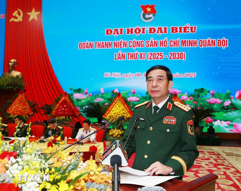 Đại tướng Phan Văn Giang, Ủy viên Bộ Chính trị, Phó Bí thư Quân ủy Trung ương, Bộ trưởng Bộ Quốc phòng phát biểu chỉ đạo tại Đại hội. (Ảnh: Trọng Đức/TTXVN)