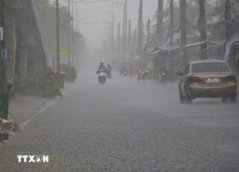 Nam Bộ mưa to cục bộ về chiều tối. (Ảnh: Duy Khương/TTXVN)