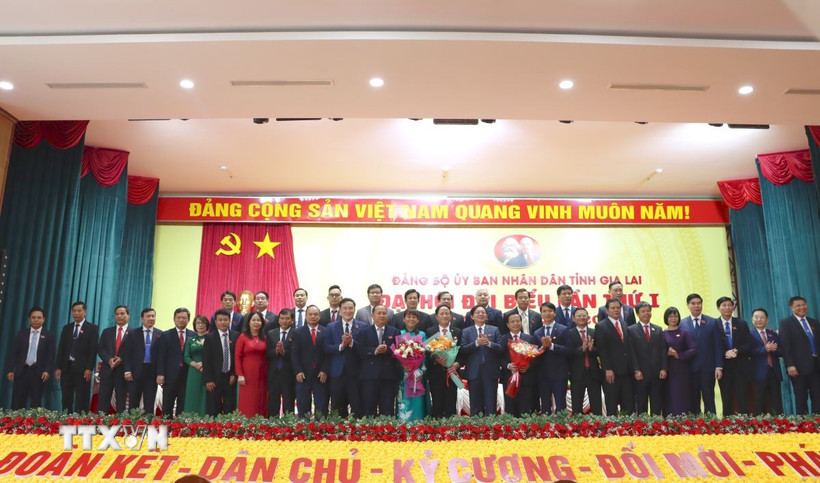Ra mắt Ban Chấp hành Đảng bộ UBND tỉnh Gia Lai nhiệm kỳ 2025-2030. (Ảnh: Sỹ Thắng/TTXVN)