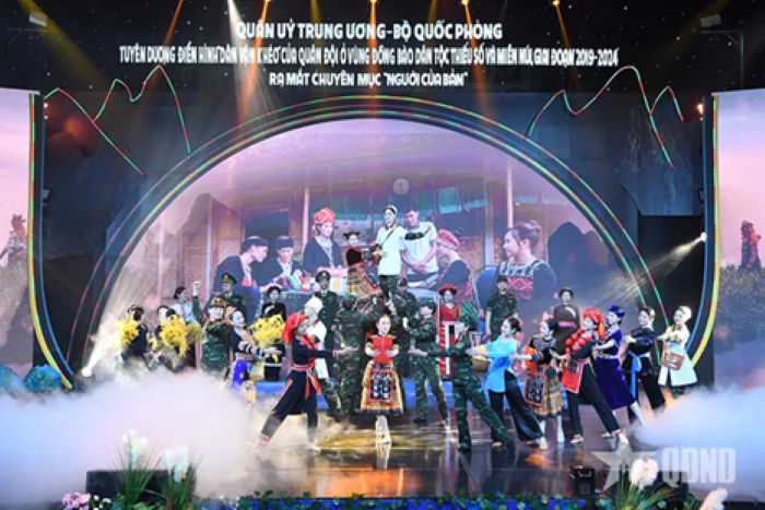 Tiết mục nghệ thuật tại chương trình. (Nguồn: Báo Quân đội Nhân dân)