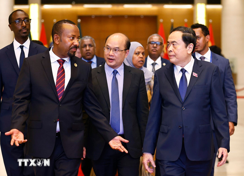 Chủ tịch Quốc hội Trần Thanh Mẫn hội kiến Thủ tướng Cộng hòa Dân chủ Liên bang Ethiopia Abiy Ahmed Ali. (Ảnh: Doãn Tấn/TTXVN)