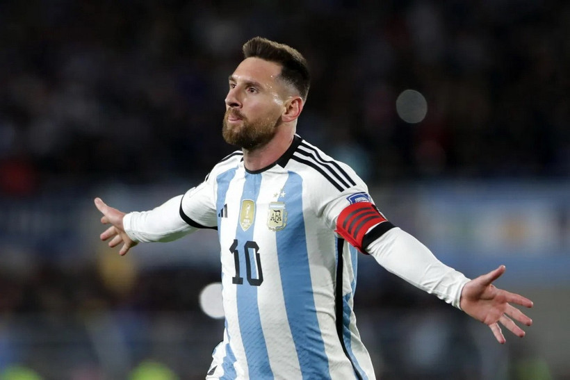 Argentina chuẩn bị trận đấu đặc biệt chia tay ngôi sao Lionel Messi Lionel Messi sẽ thi đấu trận cuối cùng cho Argentina trên sân nhà khi đối đầu Venezuela. (Nguồn: Getty Images)