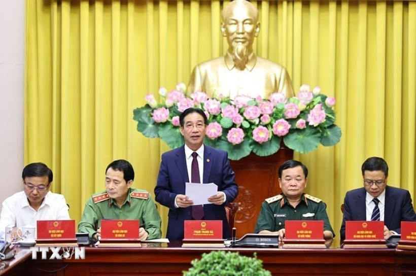 Phó Chủ nhiệm Văn phòng Chủ tịch nước Phạm Thanh Hà chủ trì Họp báo. (Ảnh: Minh Đức/TTXVN)
